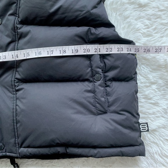 Aritzia Super Puff Shorty Vest in black LG - Picture 13 of 16